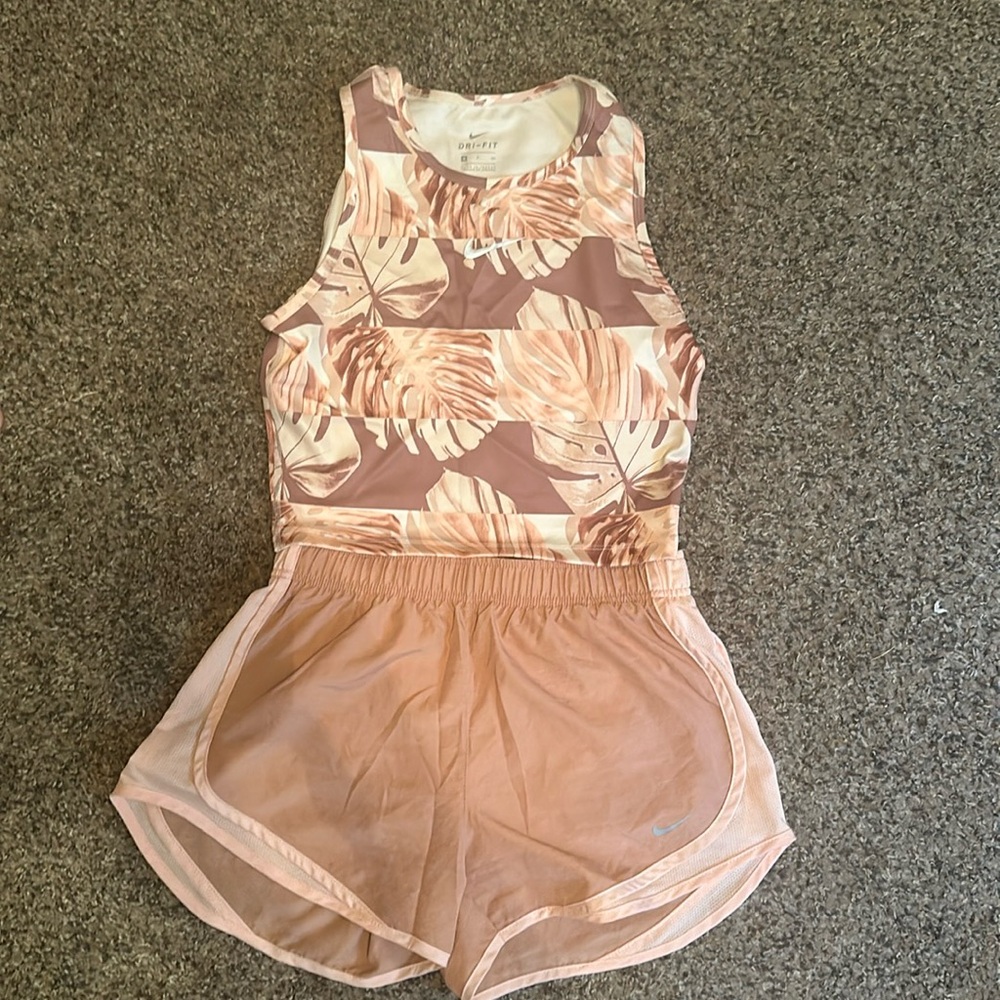 Nike dri-fit workout set size small